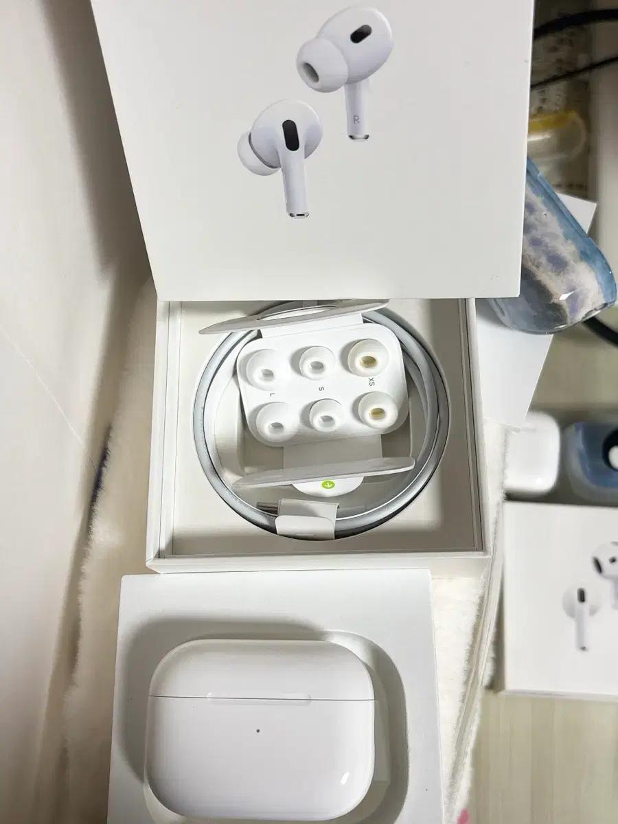 애플 에어팟 프로 2세대 유닛 없는 본체 풀박스 A급