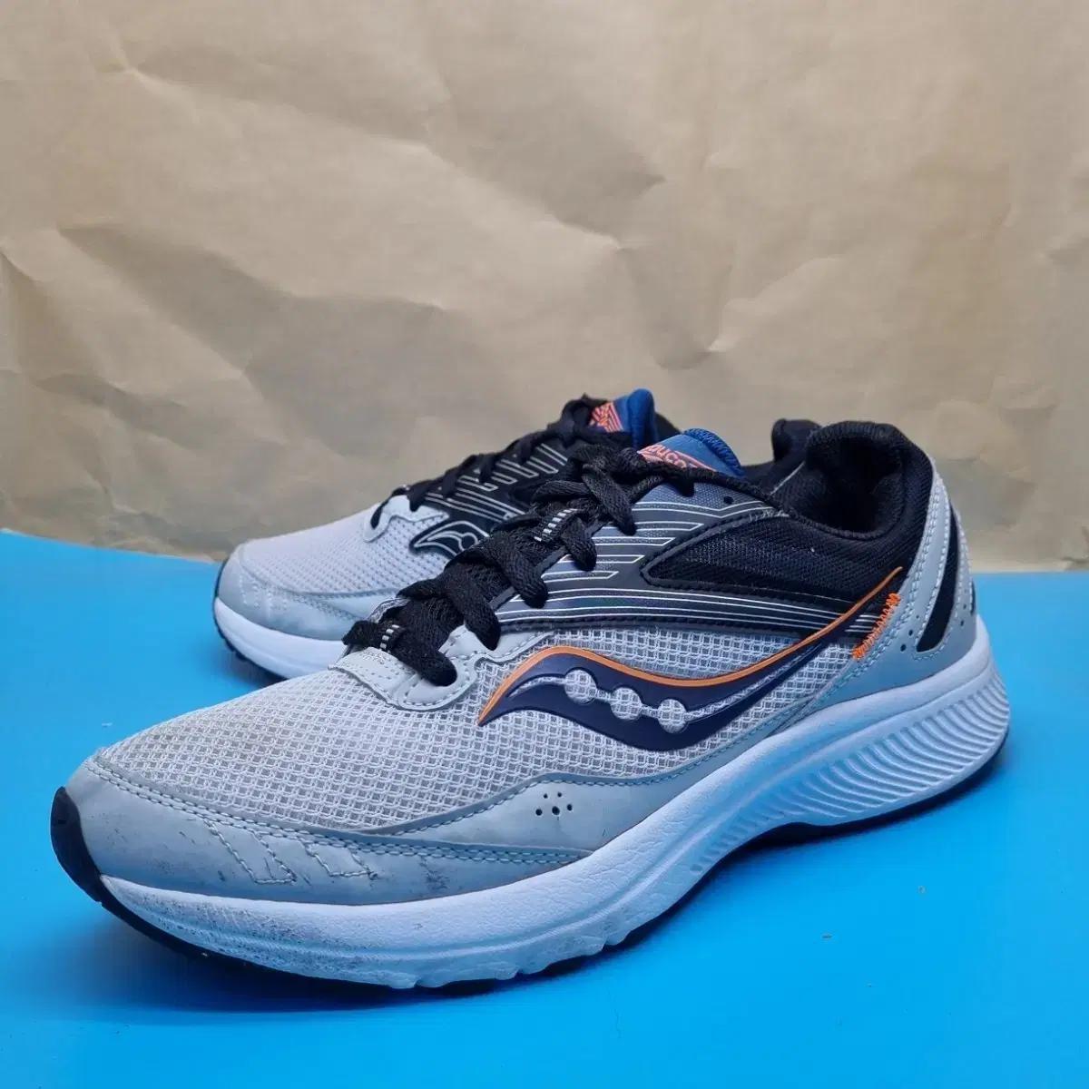 써코니 코히젼15 남성운동화275