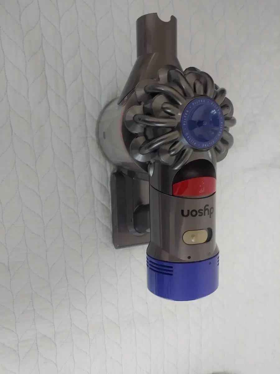 예전에 쓰던 다이슨 v7부품용으로 팝니다 부산 해운대