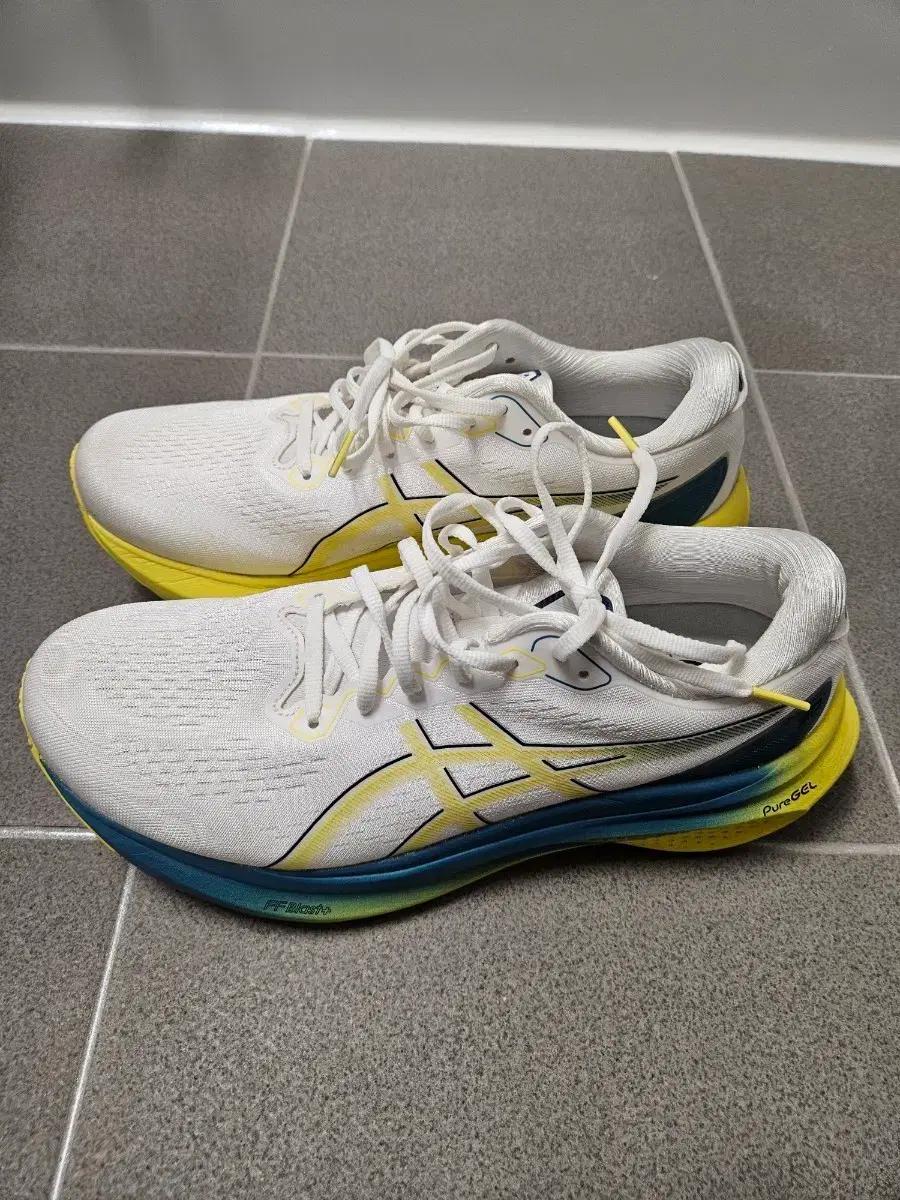 아식스 젤카야노30 275mm 새상품급 팔아요