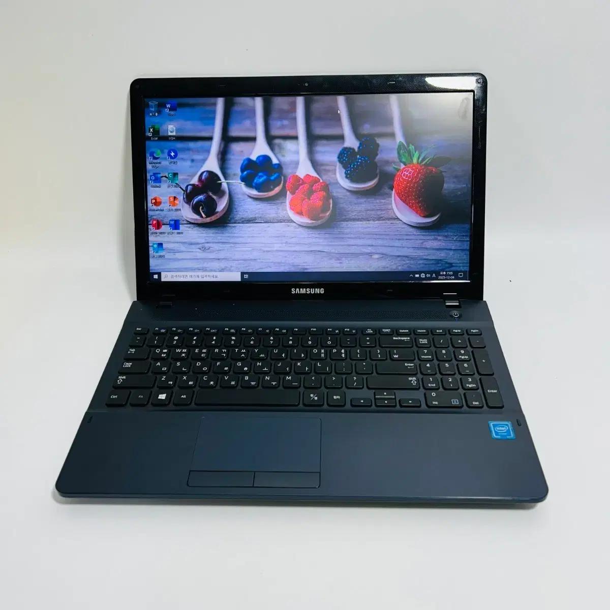 삼성 착한 가격 깔끔한 외관 가성비 SSD128 램8 노트북