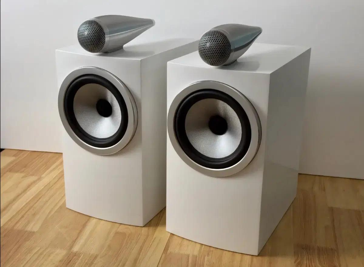 Bowers & Wilkins705 S3스피커1조/화이트.