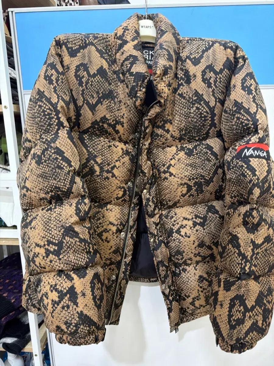 와코마리아 nanga 파이톤 다운