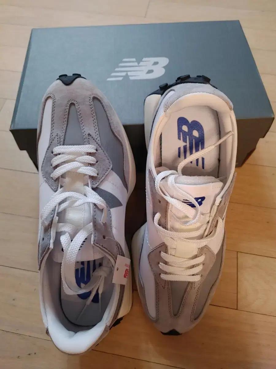 뉴발란스 327 로우탑 스니커즈 그레이 화이트 MS327LAB