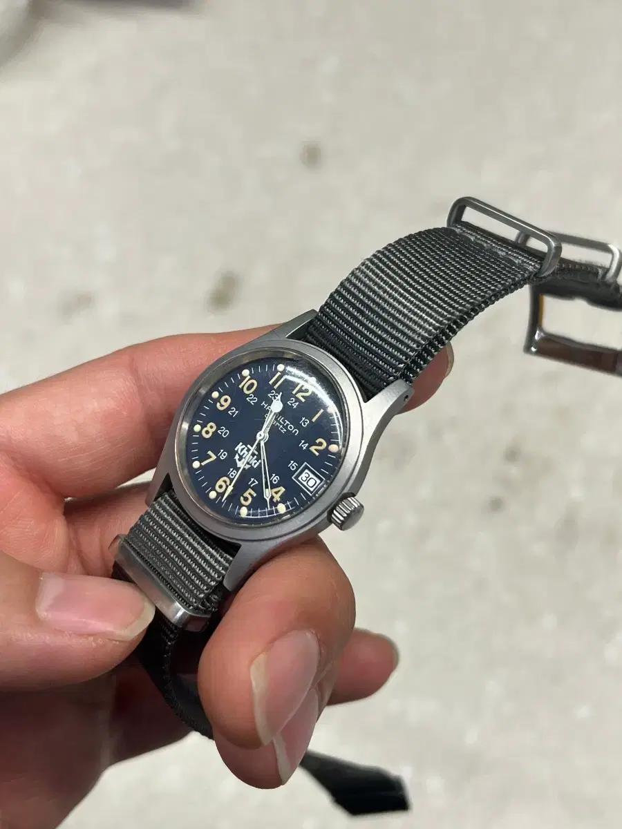 해밀턴 카키필드 9797 쿼츠