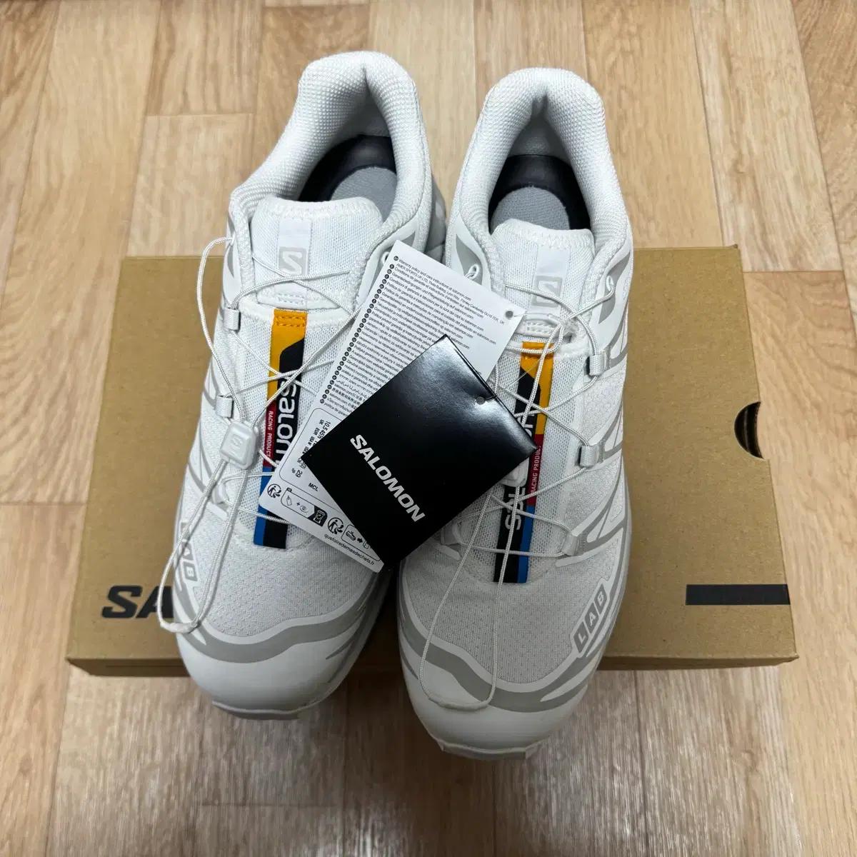 살로몬 XT-6 - 화이트 루나 락 290 새상품 판매합니다!