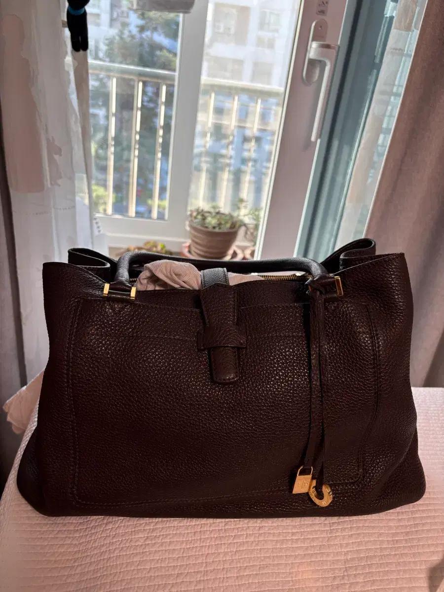 정품 로로피아나 벨뷰 오데사 브라운 토트백 라지