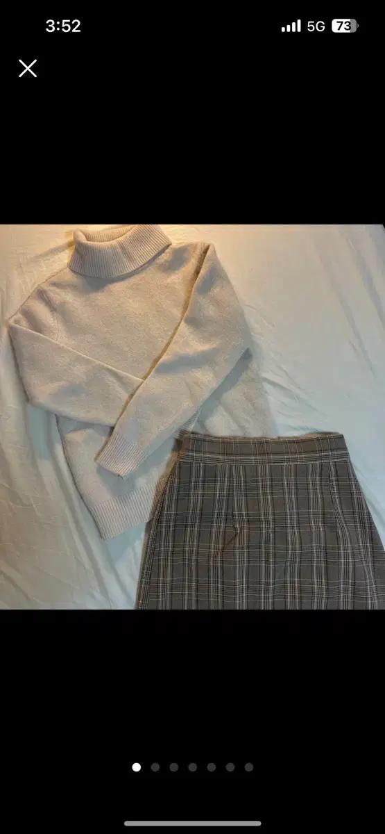 세트상품-유니클로 목폴라 니트+체크 밴딩 지퍼 트임 롱치마