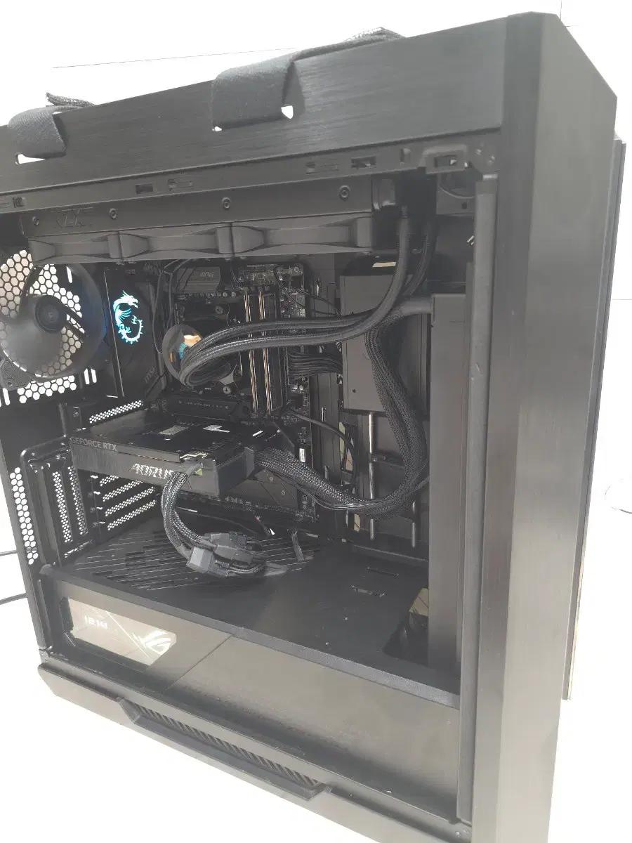 9800X3D RTX5080 고사양 본체 팝니다.