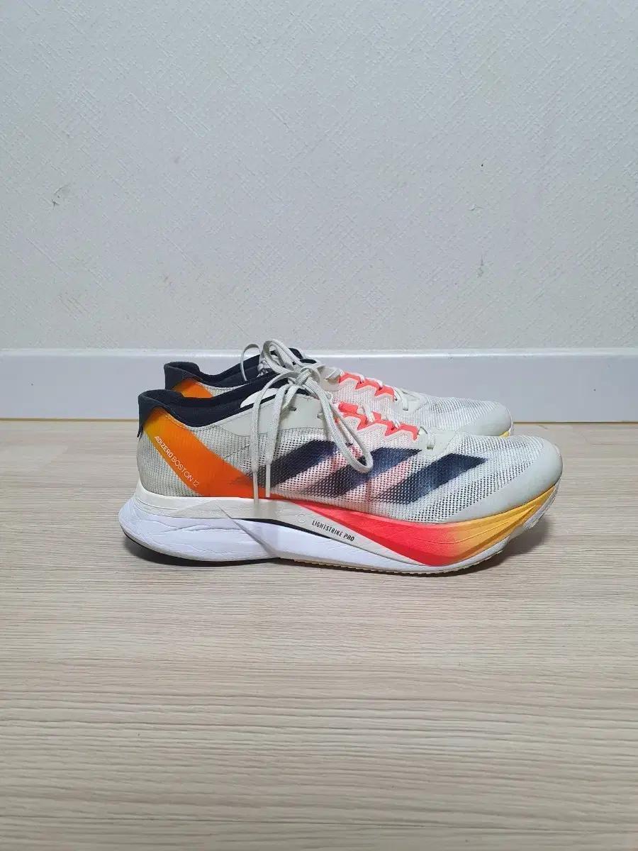 아디다스 아디제로 보스턴 12 러닝화 280