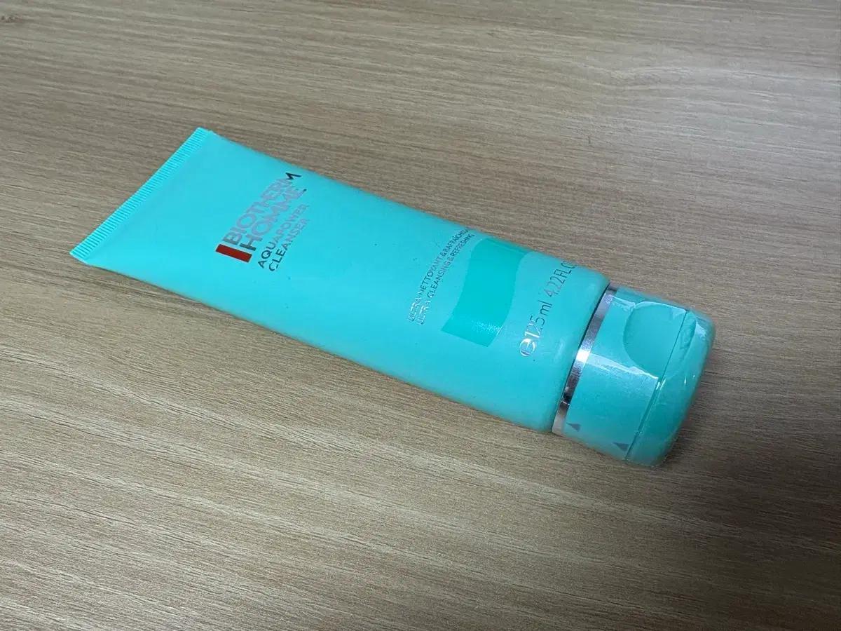 비오템 옴므 아쿠아파워 클렌저 125ml 팔아요