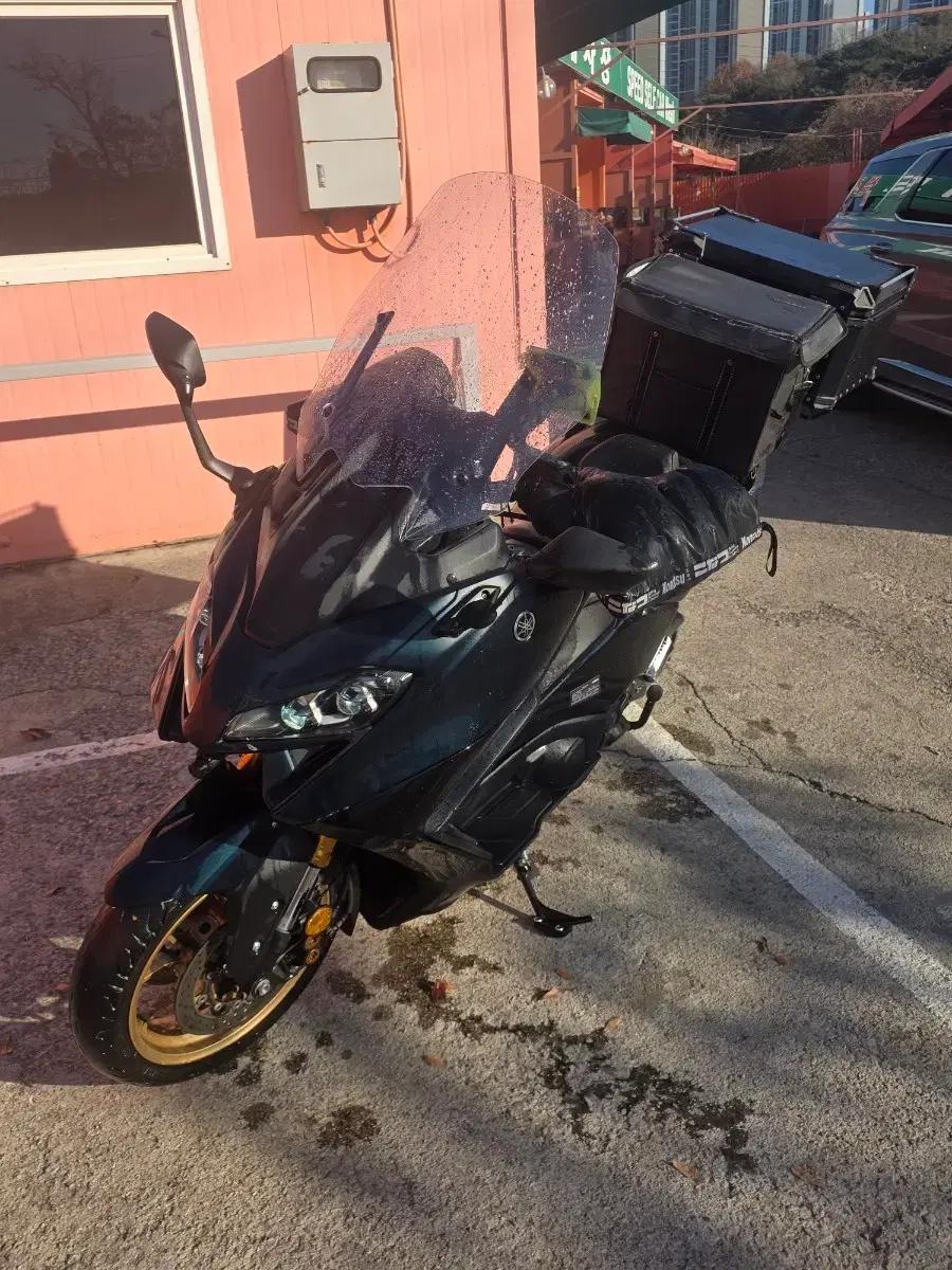 야마하 TMAX 스쿠터 22년식