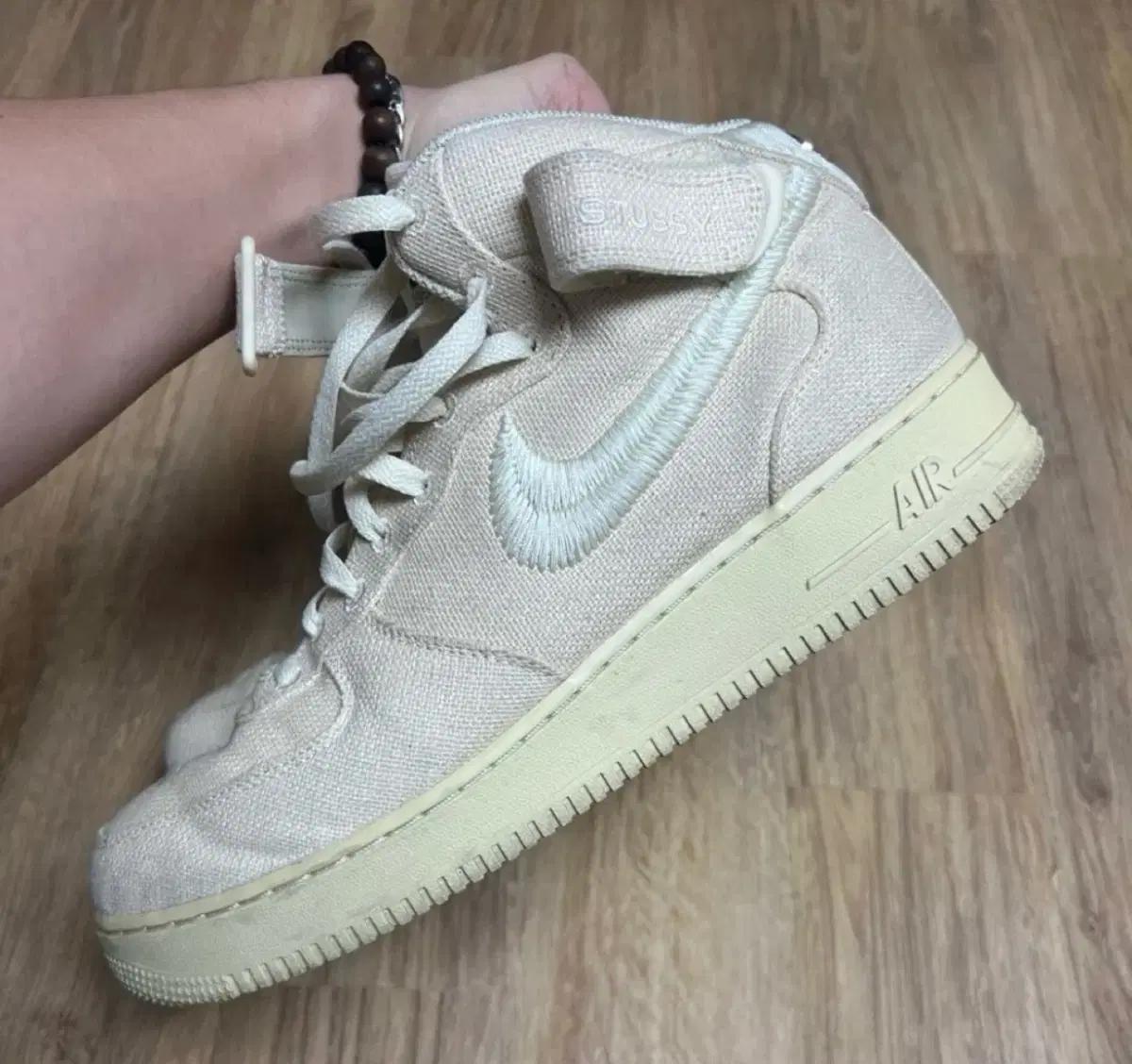 나이키 스투시 에어포스1 295사이즈