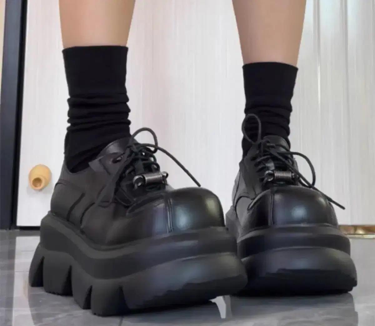 옥스포드 통굽 운동화 스니커즈 8cm 서브컬쳐데모니아요스케레플렘스트랩