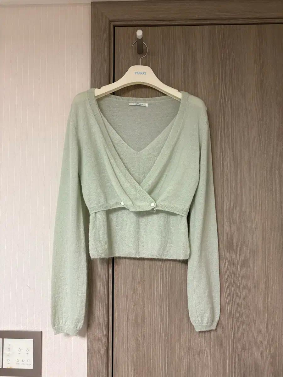 타낫 T/T Lisse sleeve set up cardigan