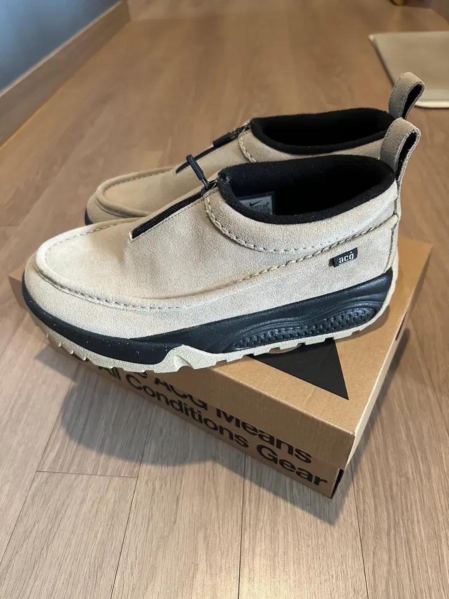 나이키 ACG 이지 스웨이드 슬립온 카키