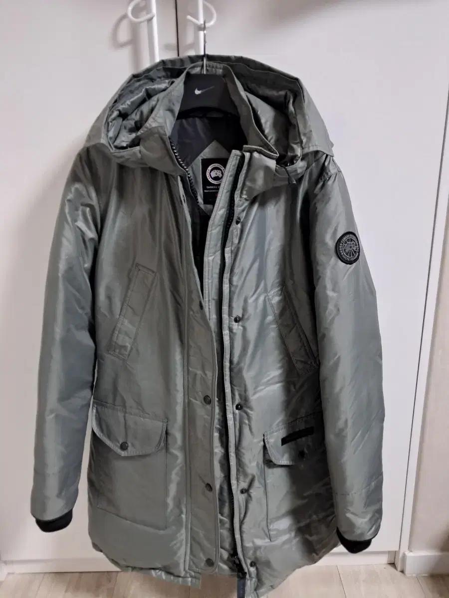 캐나다구스 블랙라벨 트릴리움 후드 구스  패딩 파카 M(55~66)