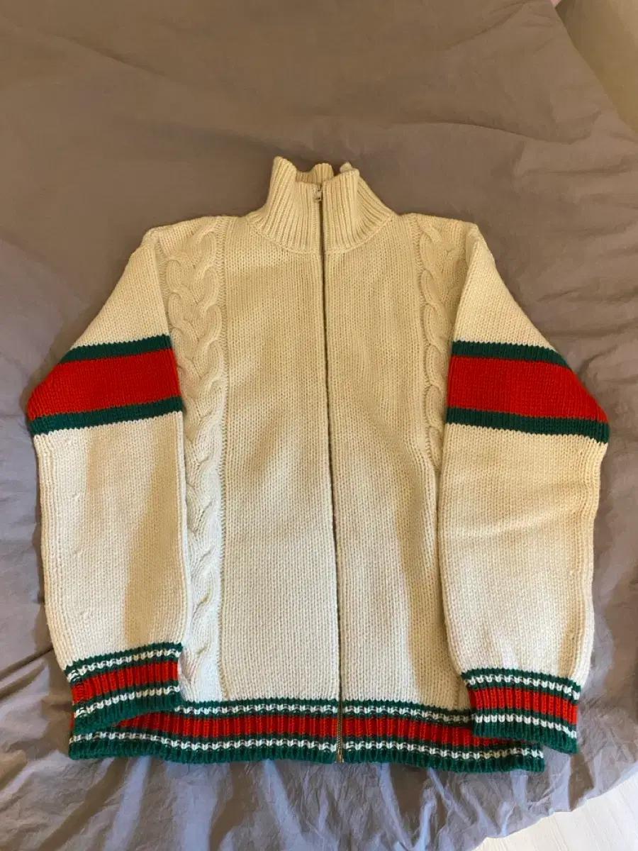 구찌 집업 가디건