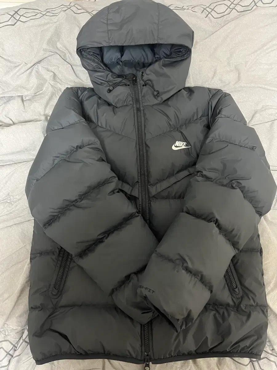 나이키 윈드러너 패딩 L