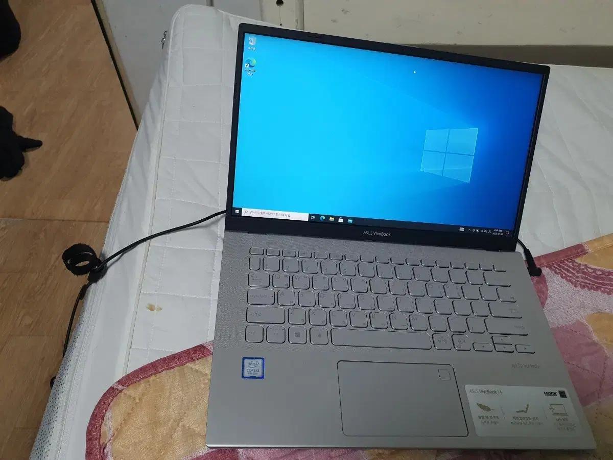 ASUS 비보북14 X420F i3-8세대 8GB 14인치