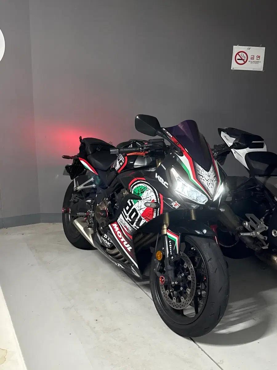 혼다 CBR650R 오토바이