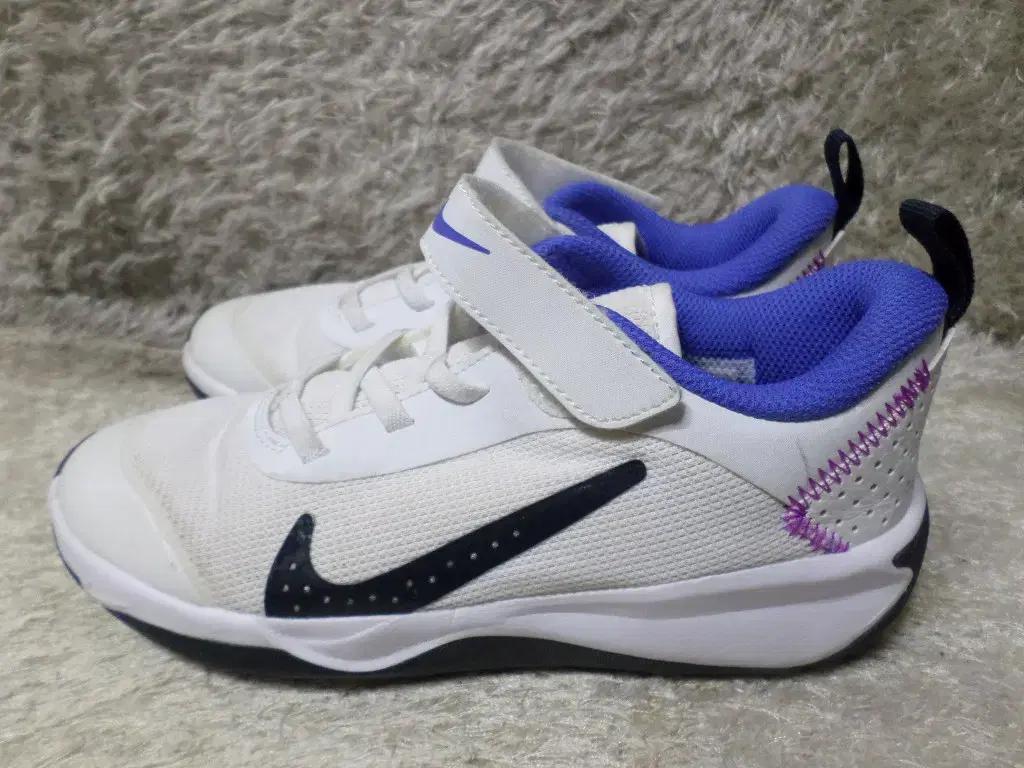 휘리릭구제 210 나이키 옴니 멀티 코트 리틀 주니어 키즈 ps 테니스화