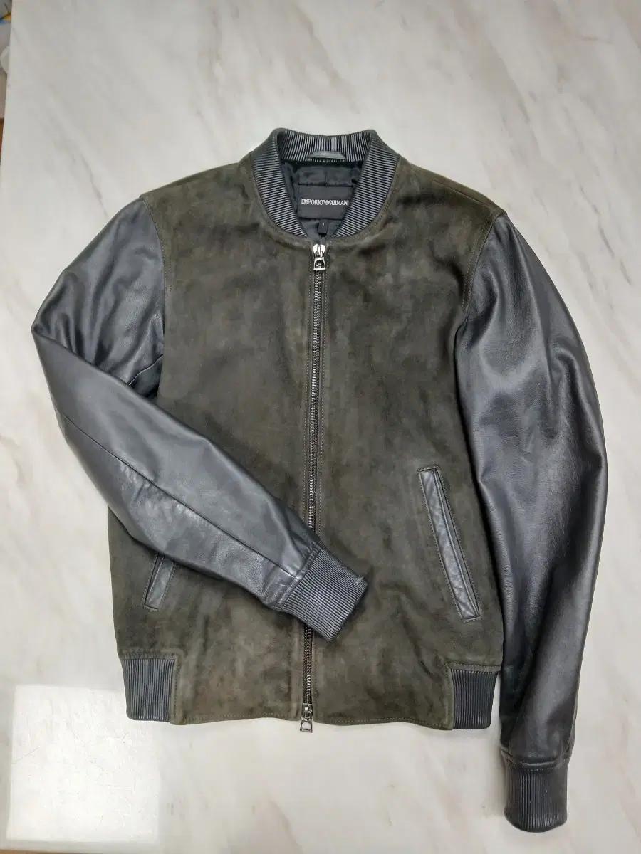 [진짜 좋습니다] 엠포리오 아르마니 남성용 가죽자켓 S 사이즈