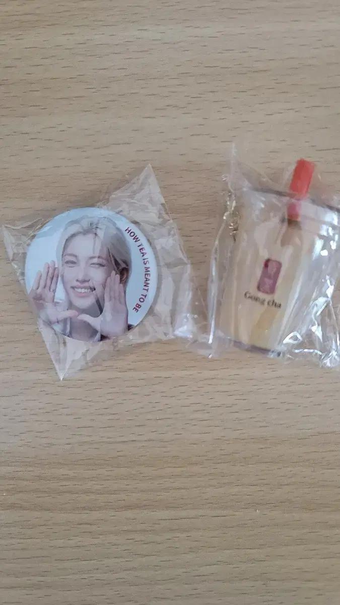 Stray Kids 스키즈 필릭스 뱃지 + 공차 키링 세트