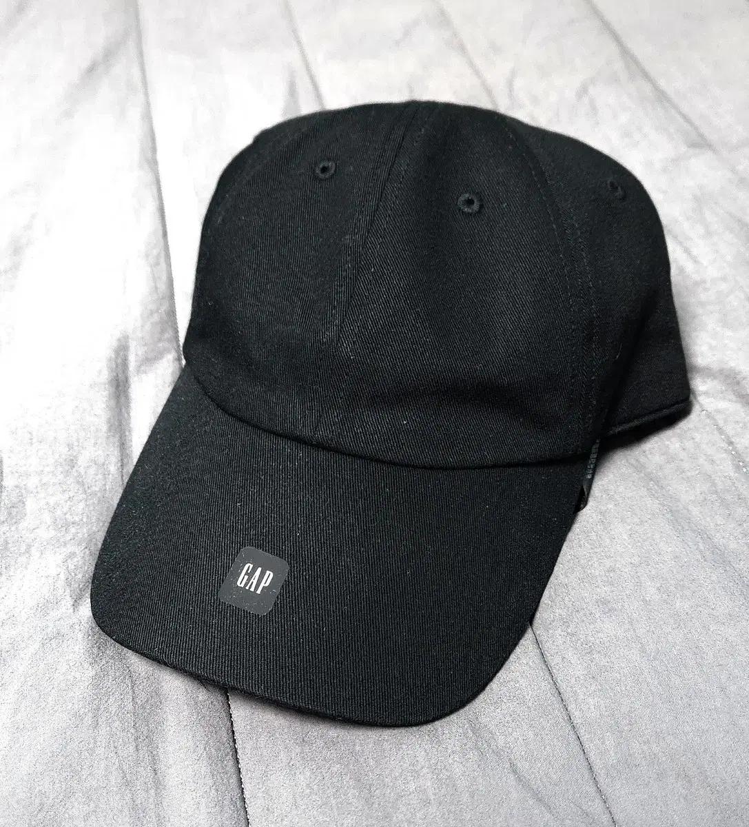 이지갭 발렌시아가 로고 볼캡 모자