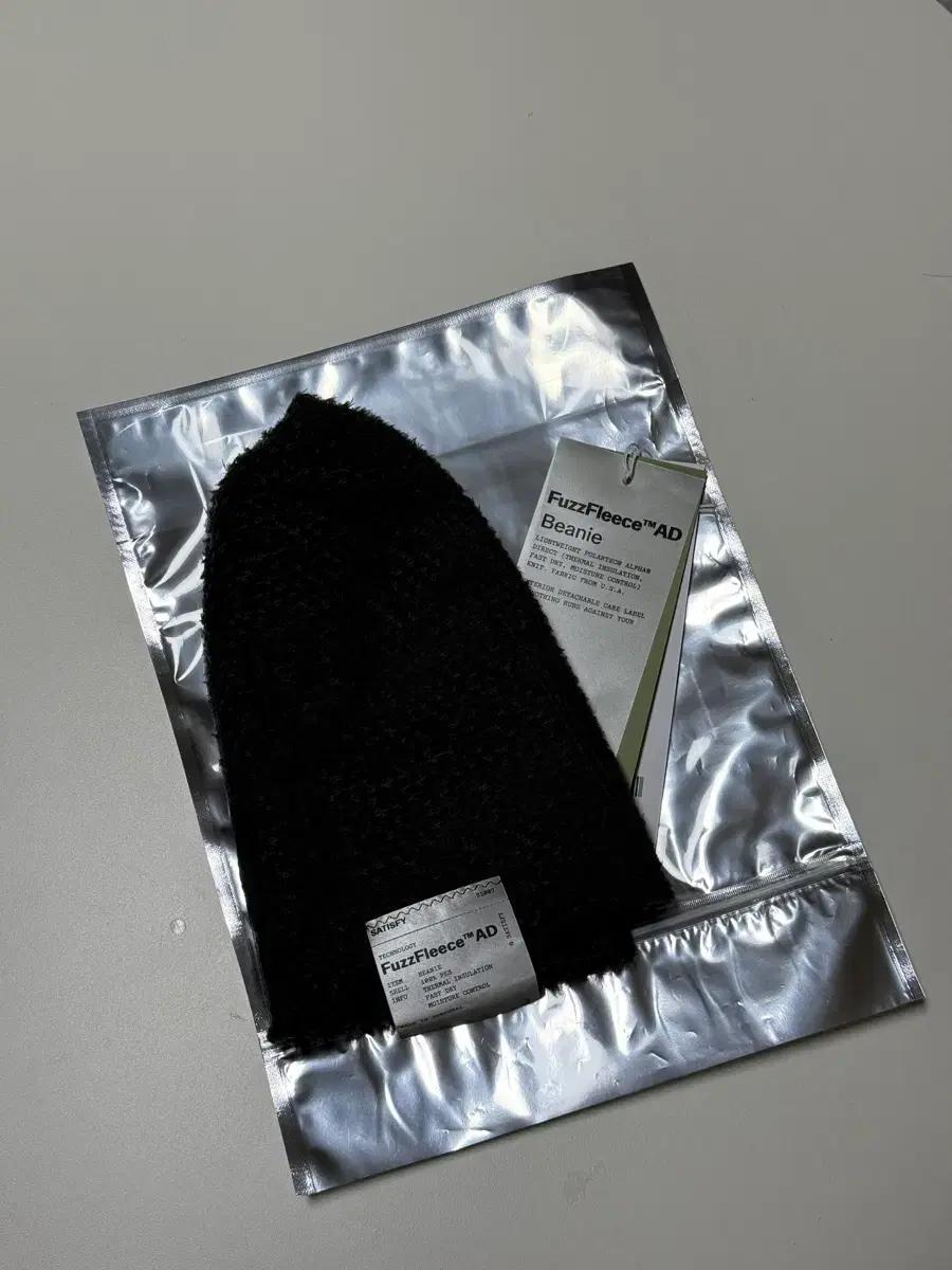 satisfy / 새티스파이 퍼즈플리스 비니