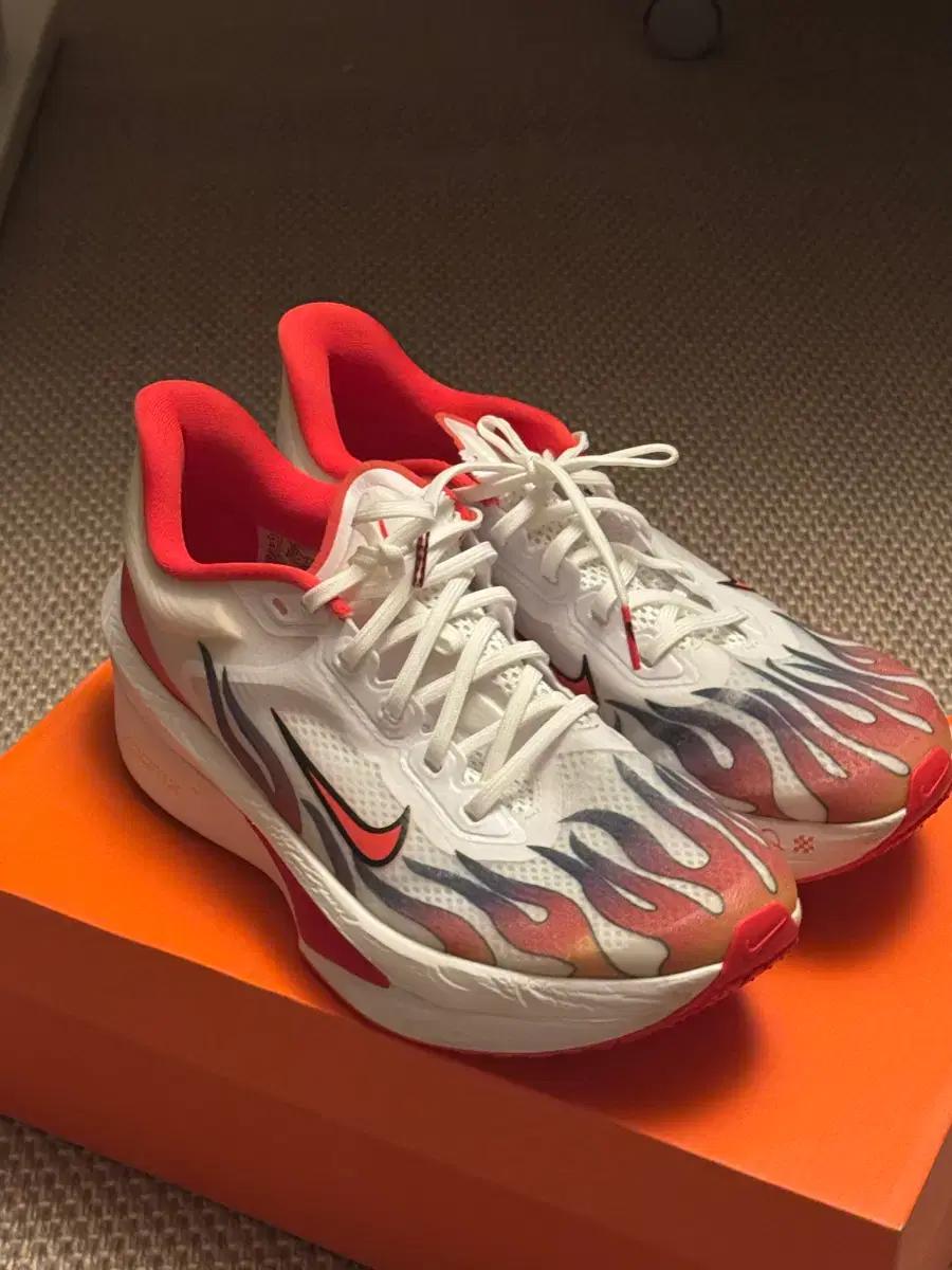 나이키 줌플라이6 하바네로 에디션