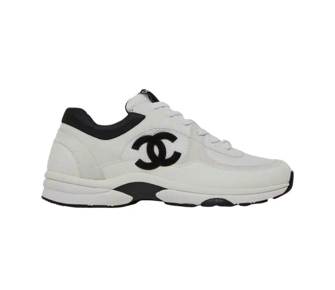 샤넬 CC 로고 스니커즈 화이트/블랙