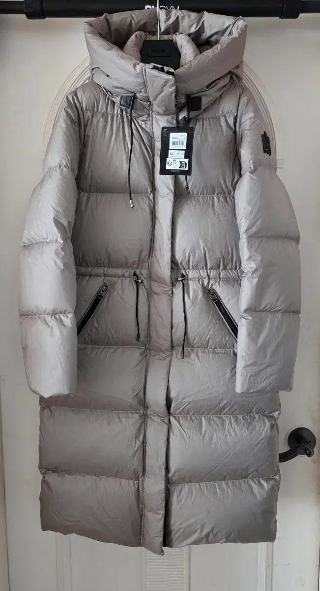 정품,새상품급)맥케이지 이샤니 롱다운패딩