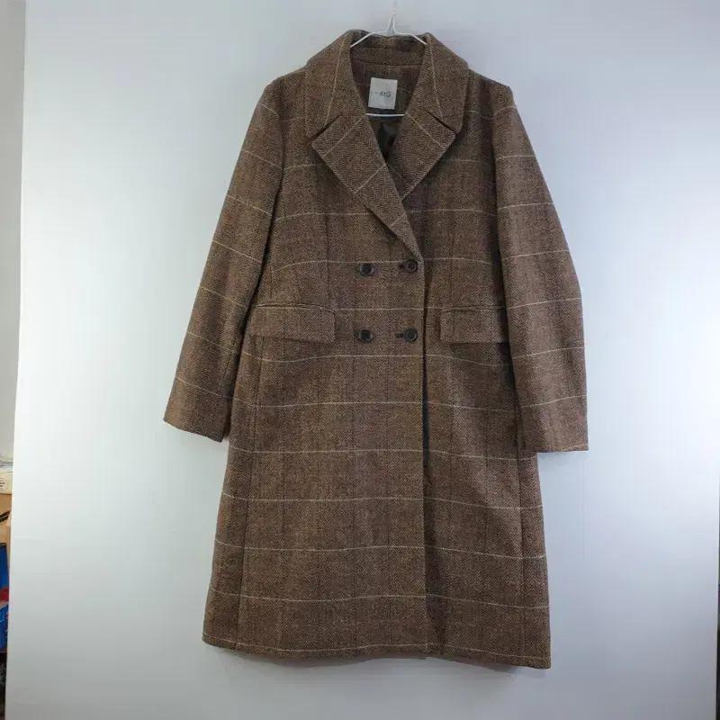 더엣지 여90 브라운 헤링본 롱코트 K9402