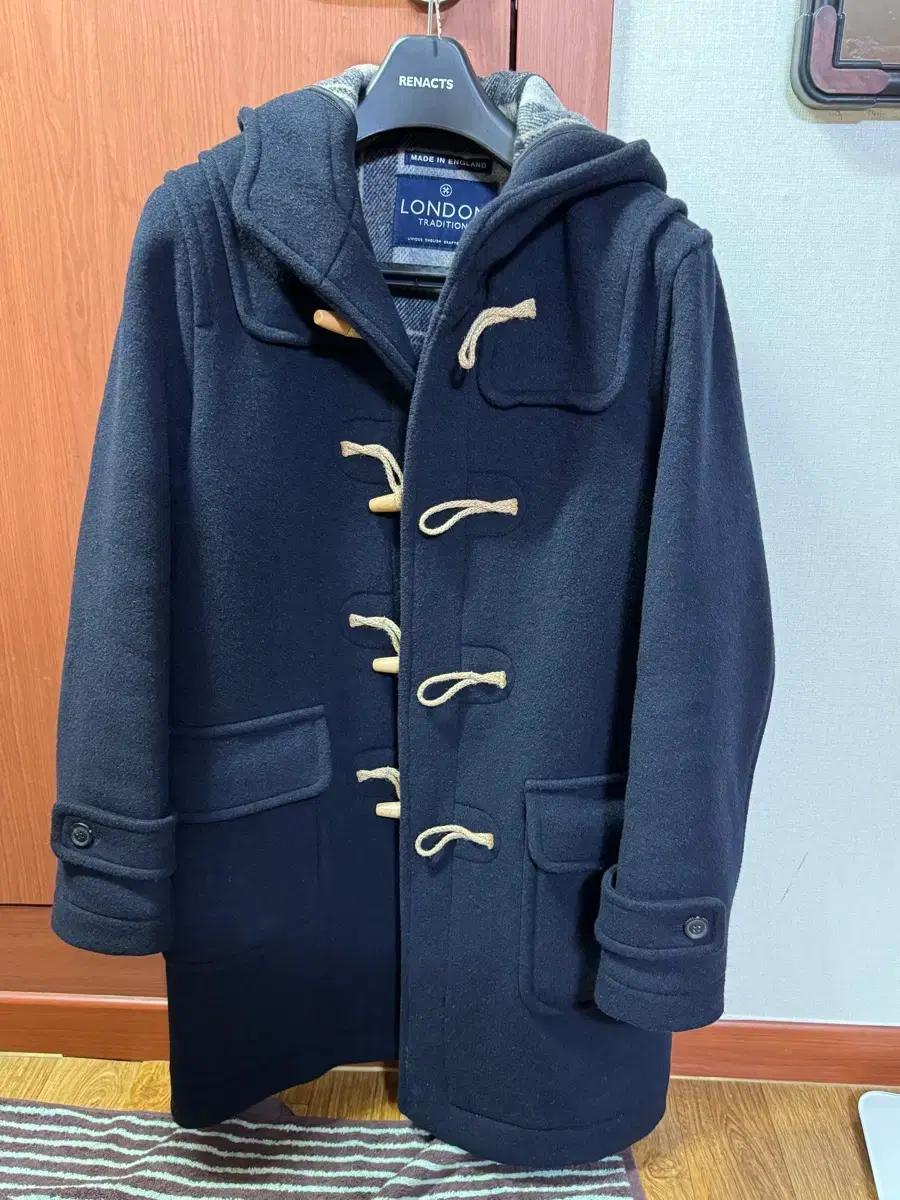 런던트레디션 에리카 네이비 떡볶이 더플코트