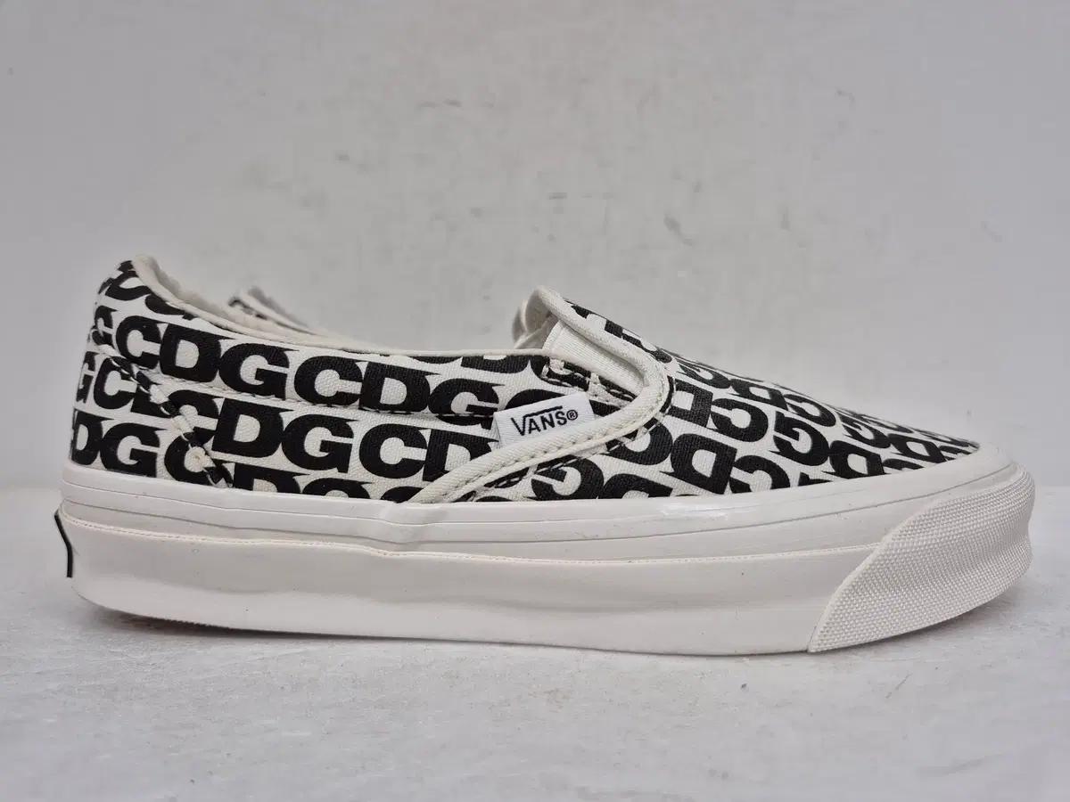 cdg x vans 슬립온 230