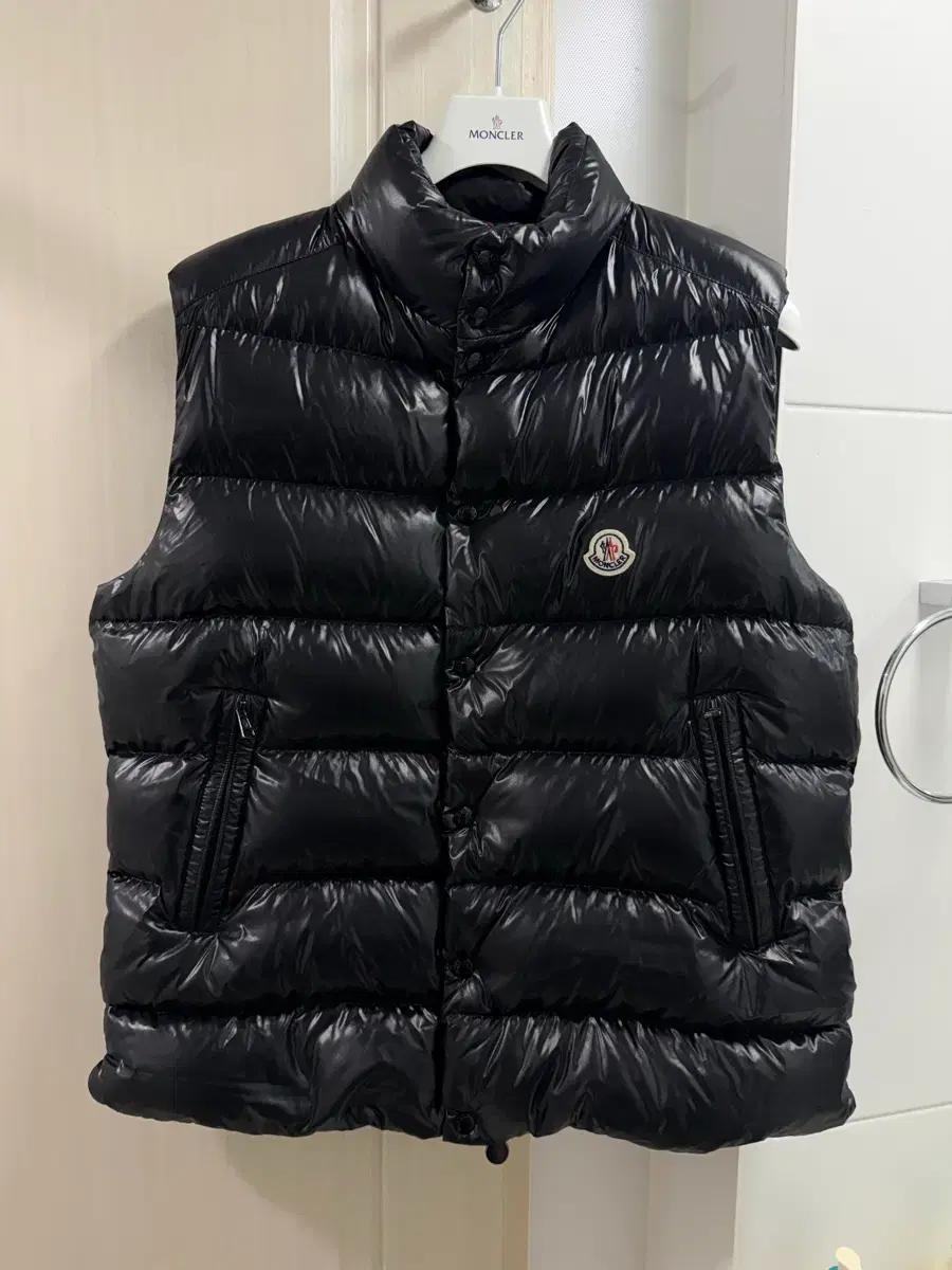 [4] 24 / 25 몽클레어 티브 팁 Tibb 다운 패딩 베스트 블랙