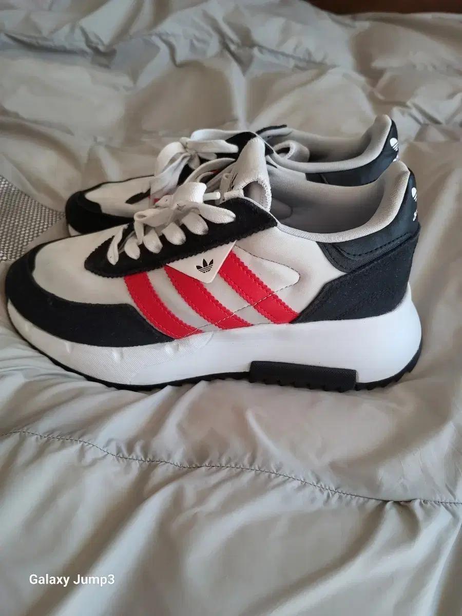 여성 아디다스 운동화