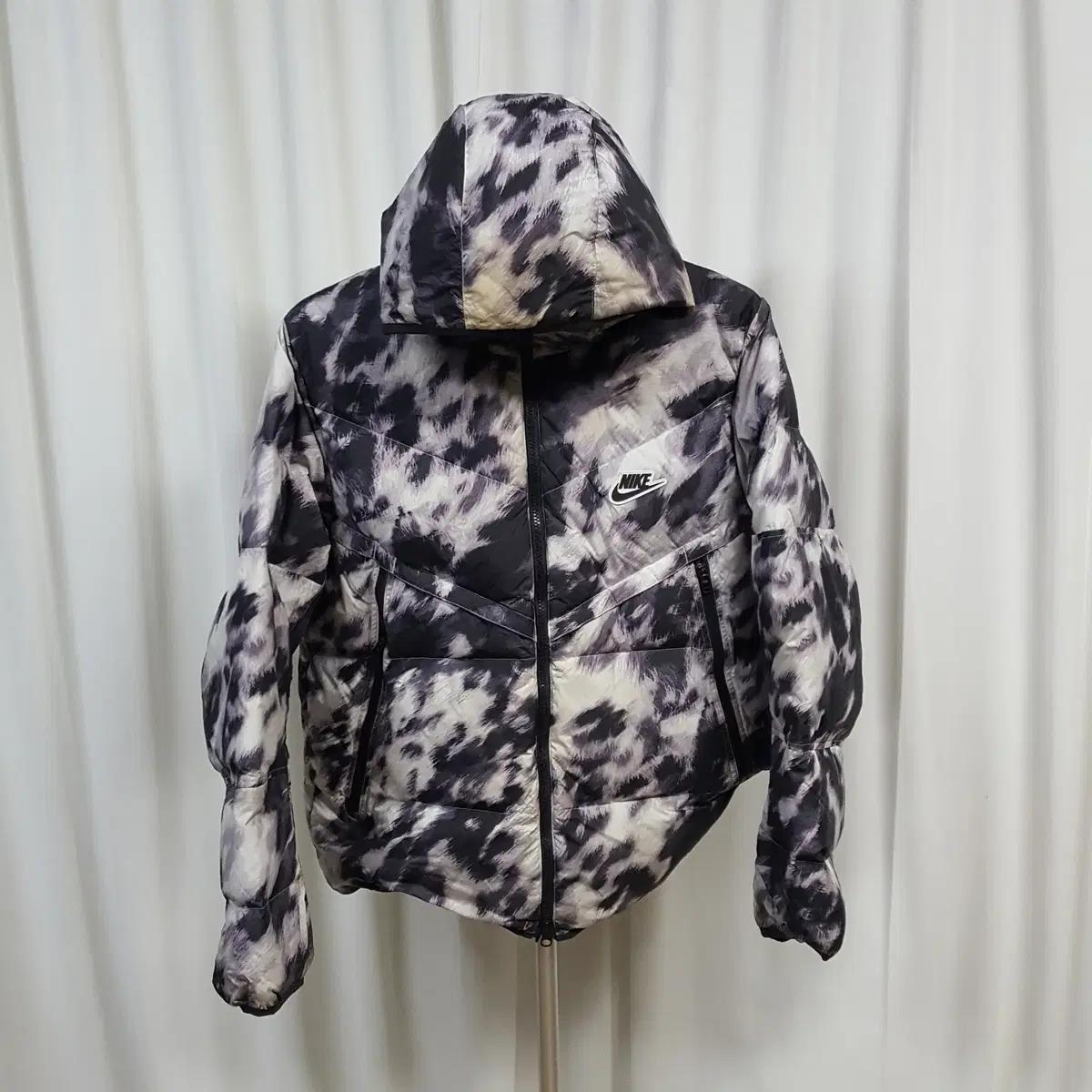 20년 나이키 남성 오리털 경량패딩 105 오일장