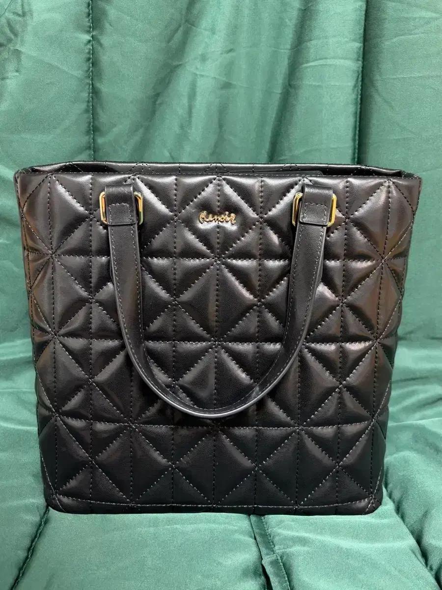 (새상품) 금강제화 르느와르(Renoir)여성 소가죽 스몰 퀄팅 토트백