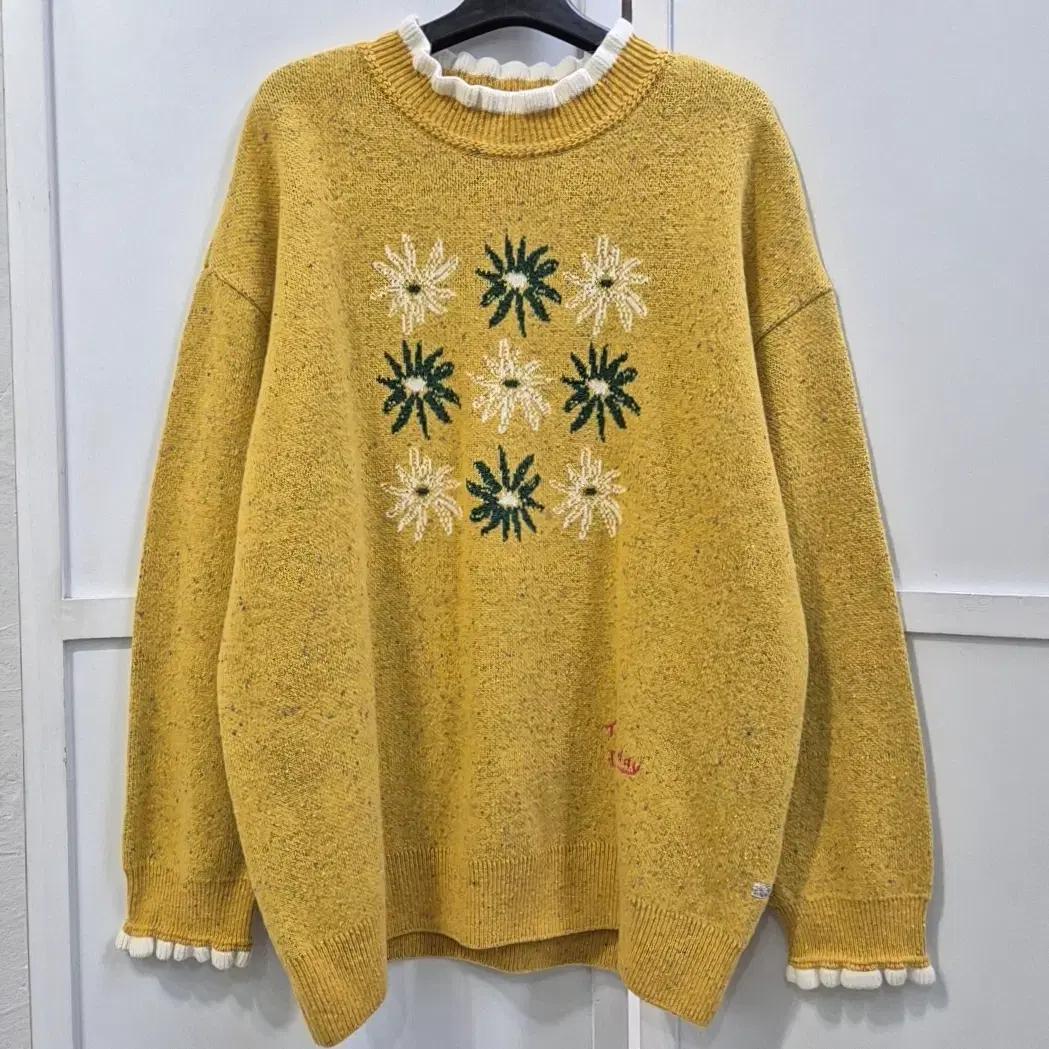 써스데이아일랜드 울 니트티