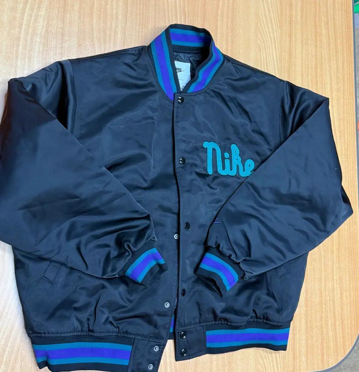 나이키 덕아웃 자켓 (FQ7970-010) 2XL 입니다