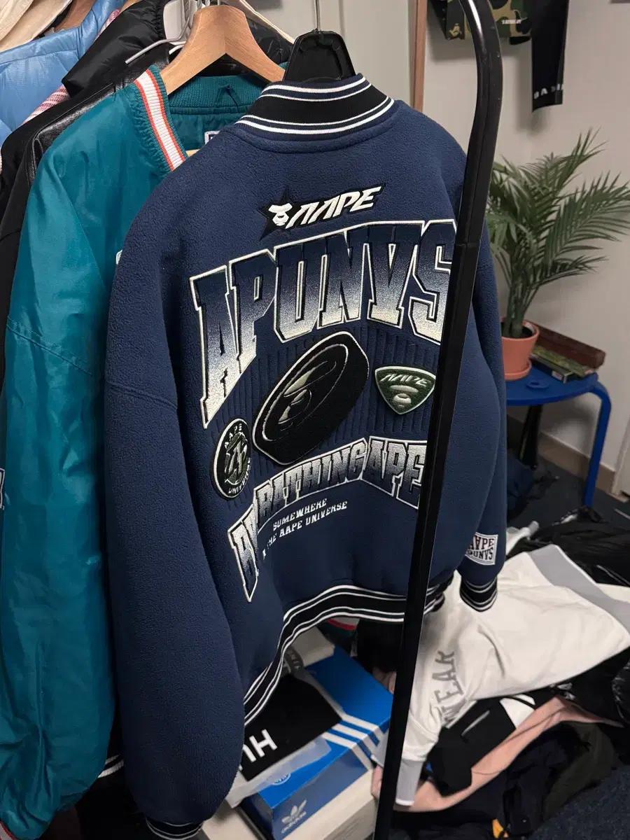 AAPE 바시티 자켓