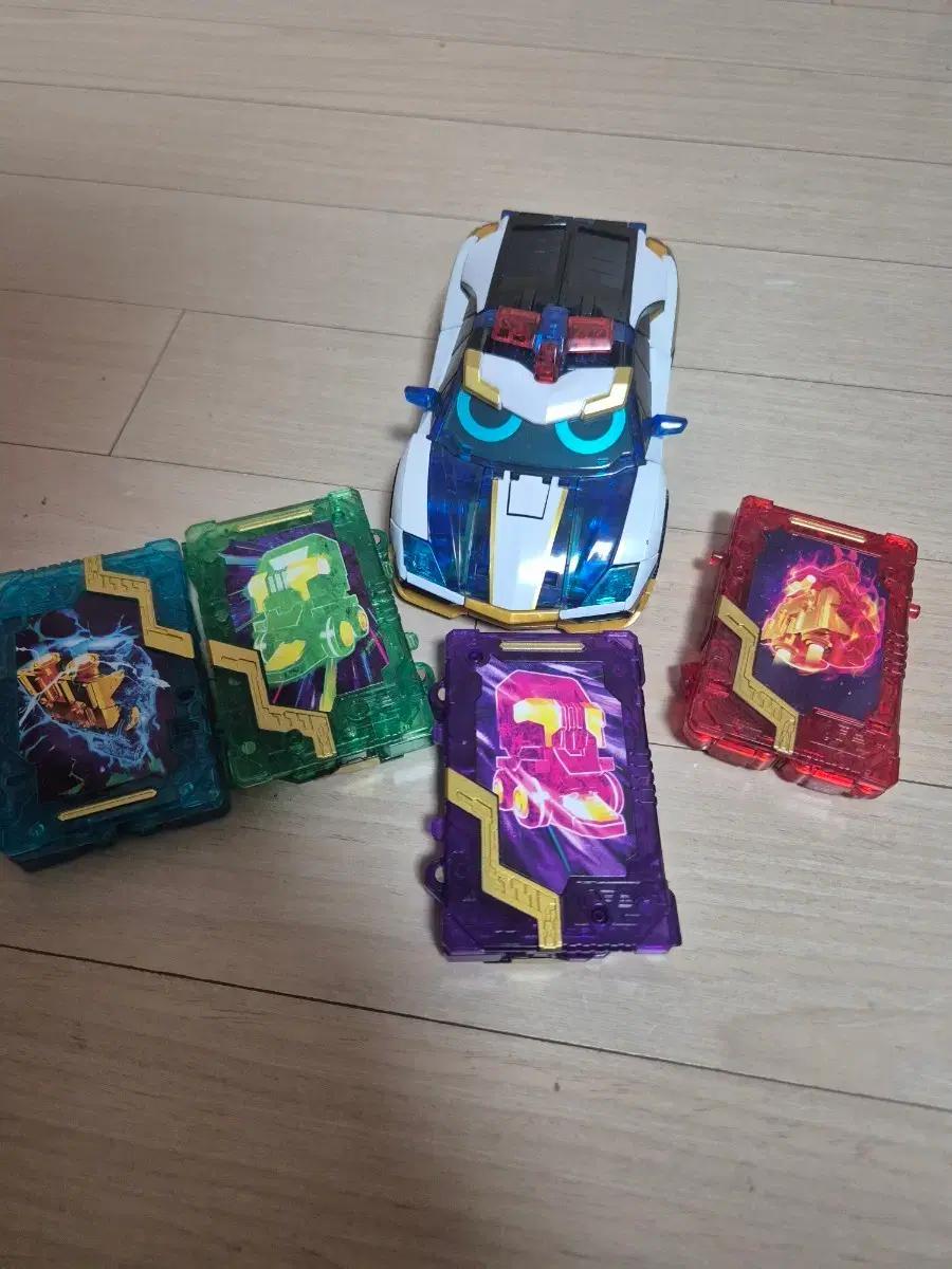 메탈카드봇 얼티밋 블루캅