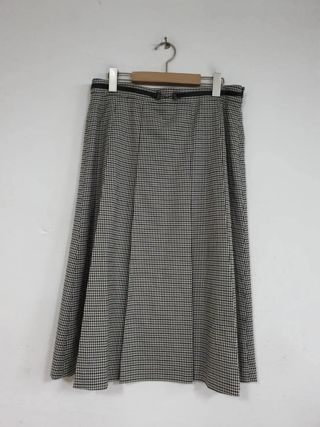 셀렙샵 여성 22년 체크 롱 치마 31-32