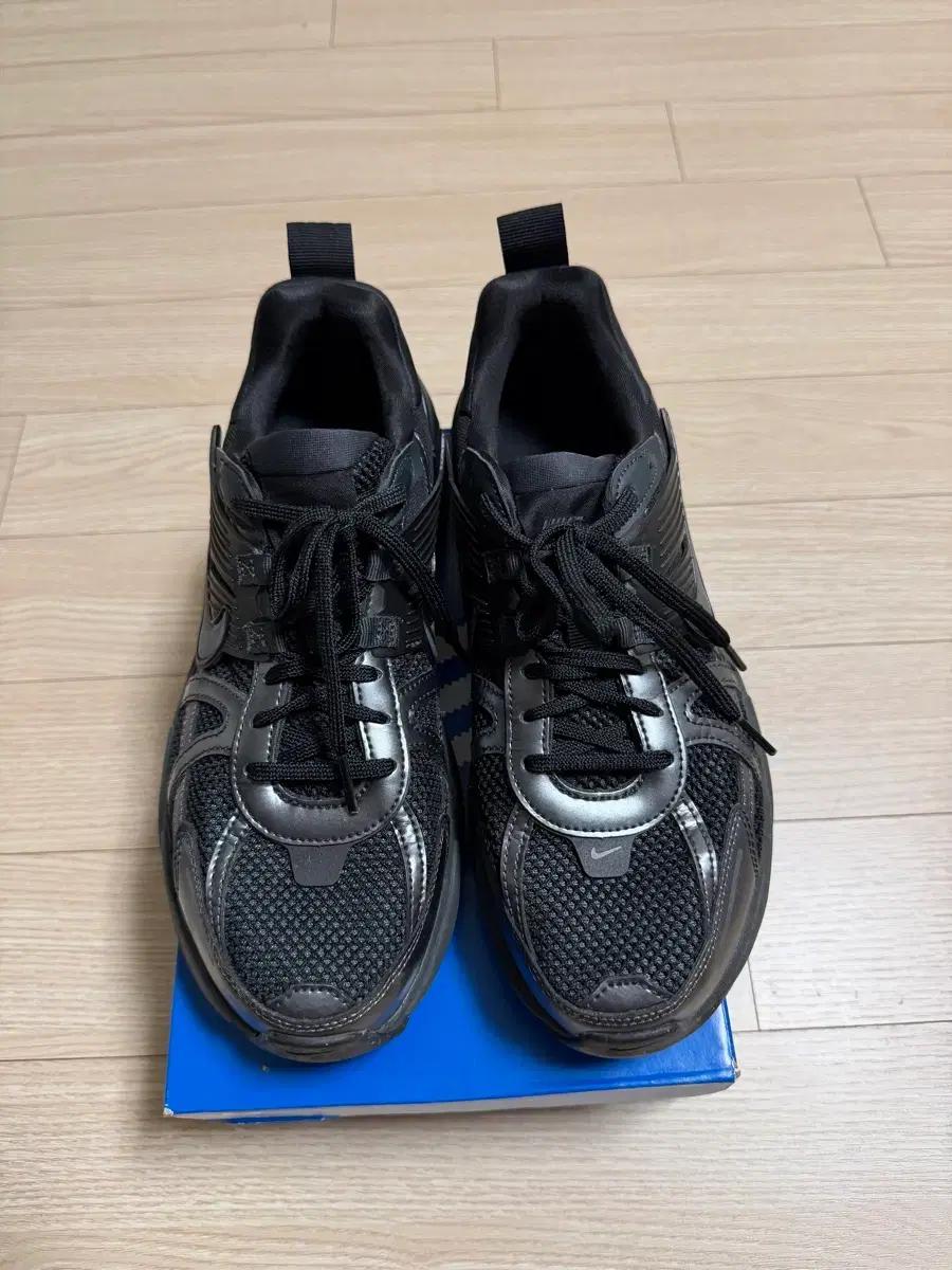 나이키 V2K 런 블랙 260mm