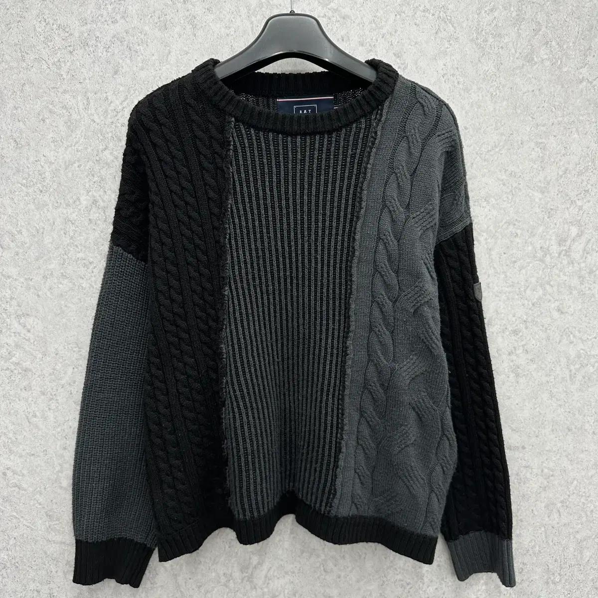 100 로맨틱크라운 남자 루즈핏 니트