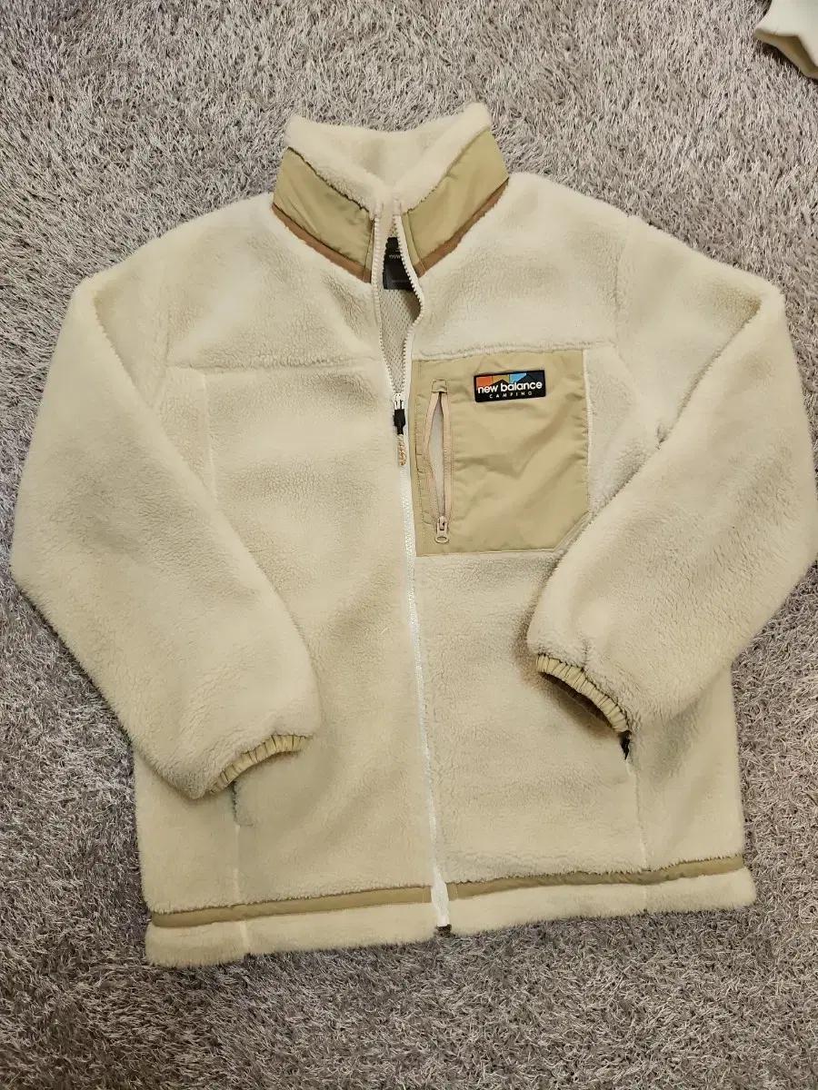 뉴발란스 캠핑 플리스 자켓 아이보리