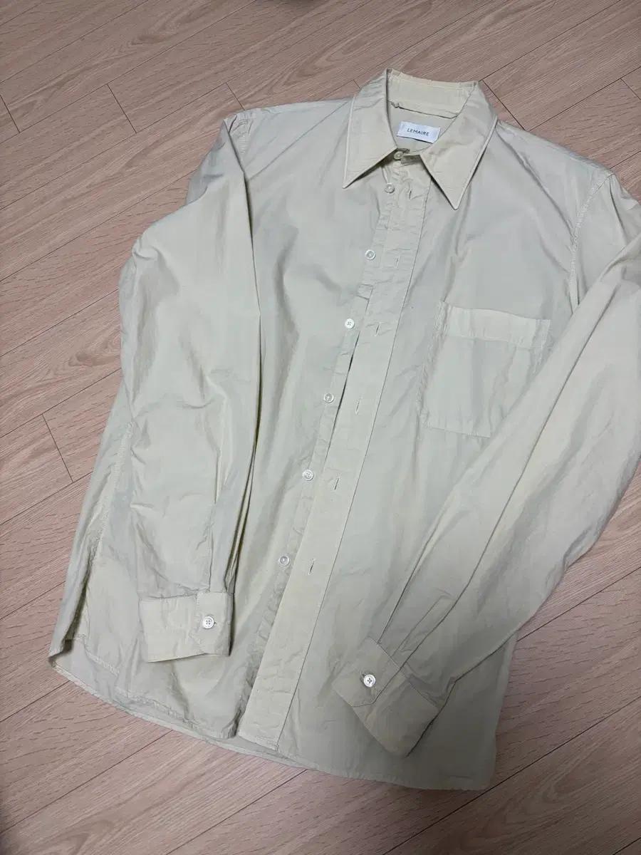 르메르 21 ss 레귤러칼라셔츠 (s)