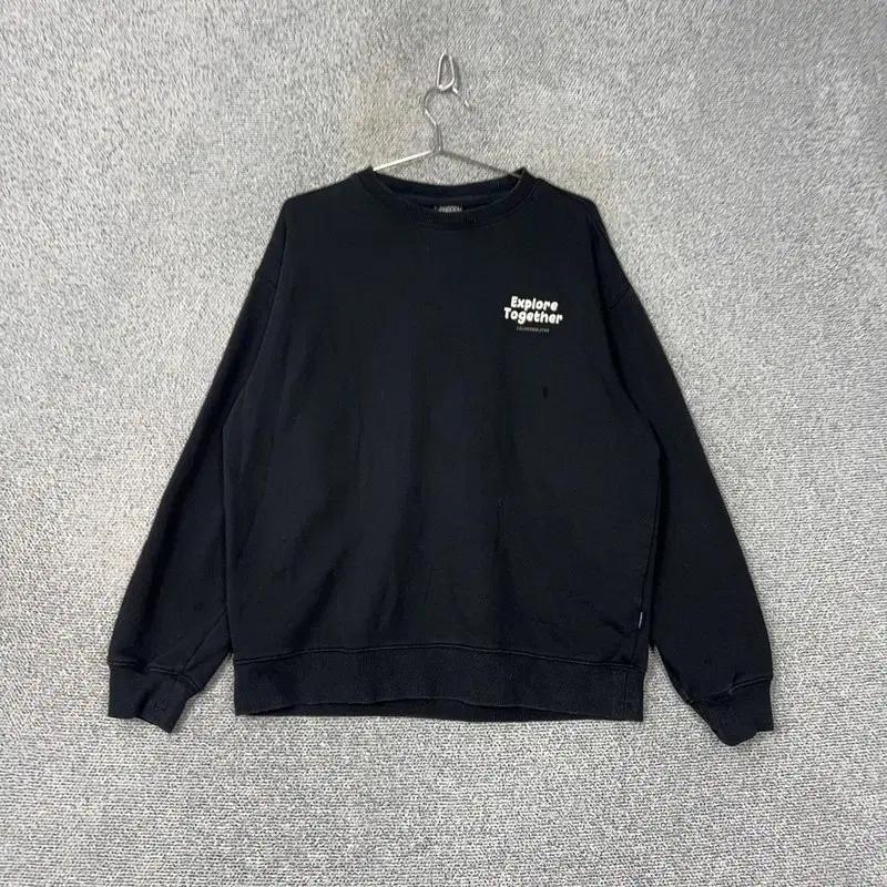 후아유 프린팅 블랙 맨투맨 M